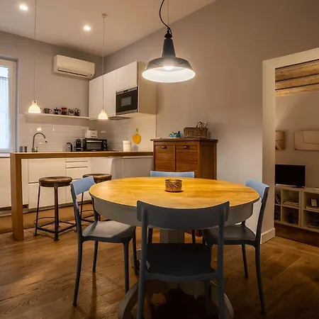 Fotofever Apt, Two Bedrooms With Air Conditioned In Elegant Shopping Area, Close To Vatican City Apartment